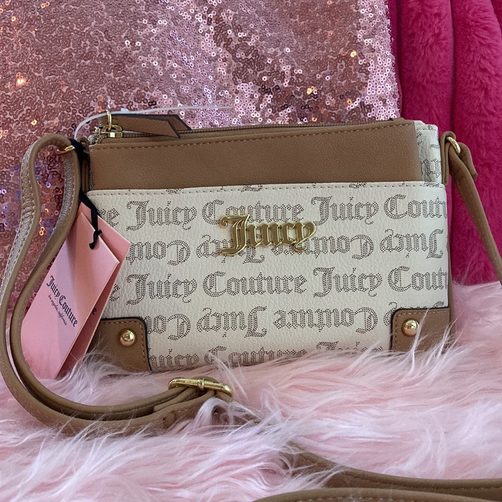 💝Juicy Couture Pecan White Pullout Pouch CrossBody💝